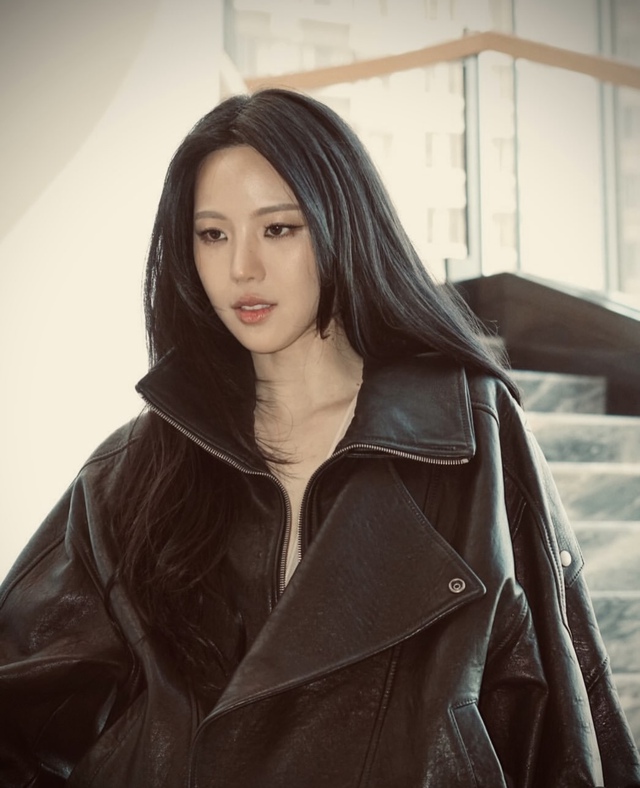 G&aacute;i xinh khoe nội y h&uacute;t gần 3 triệu lượt xem, ngo&agrave;i đời mặc đơn giản vẫn cuốn- Ảnh 3.