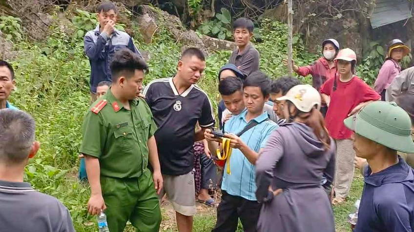 &Ocirc;ng Dương mất t&iacute;ch khi đi khắc lăng mộ , h&agrave;ng trăm người c&ugrave;ng t&igrave;m kiếm - Ảnh 1.