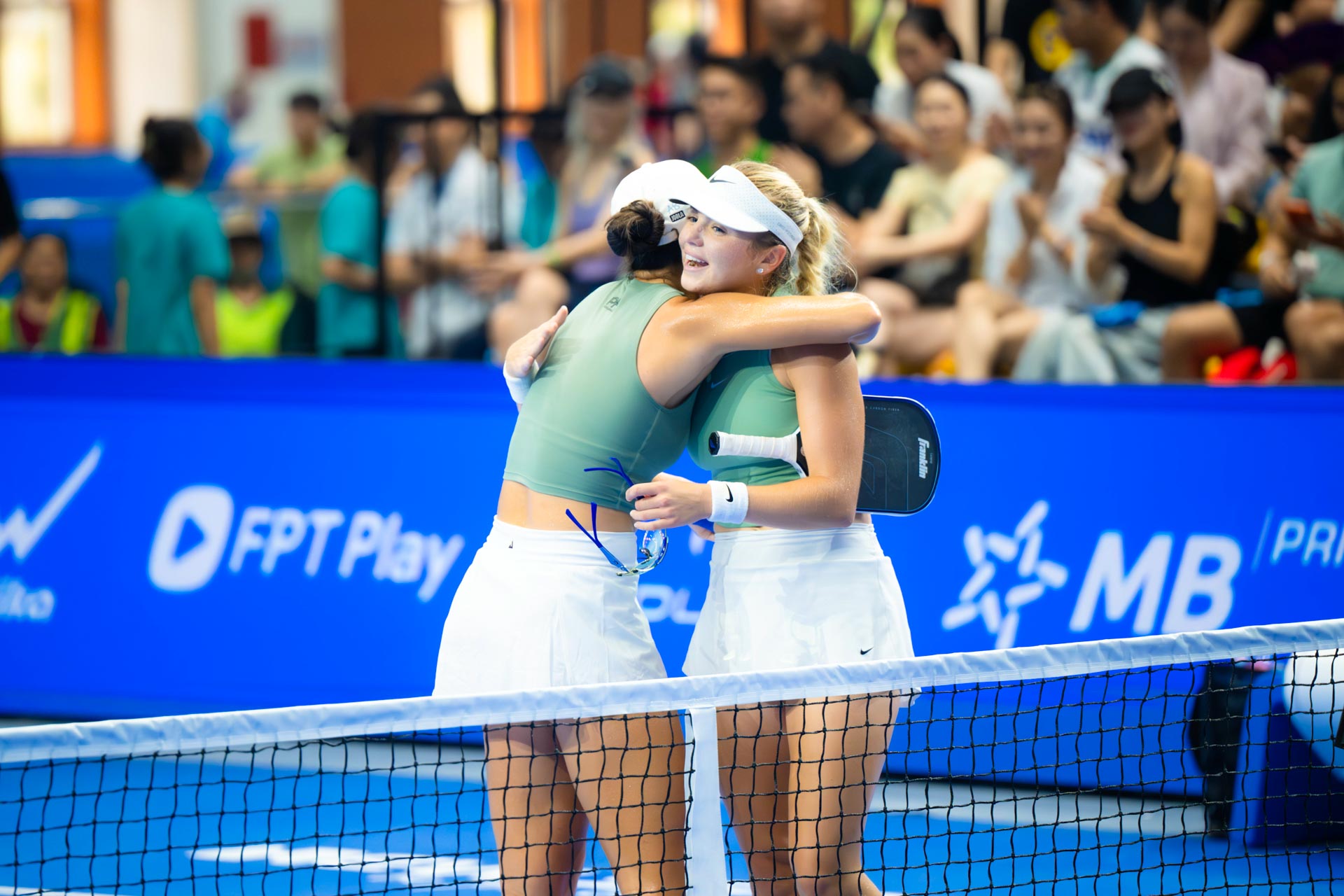 Cặp đ&ocirc;i Nữ ho&agrave;ng pickleball Anna Leigh Waters v&agrave; Anna Bright tỏa s&aacute;ng tại PPA Asia 1000 2026 - Ảnh 3.