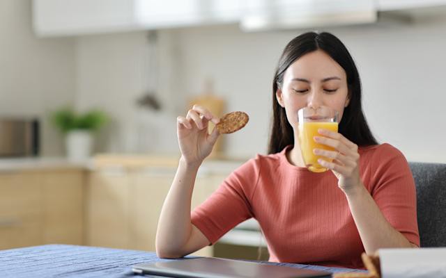 4 loại c&aacute; được b&aacute;c sĩ v&iacute; như &ldquo;thuốc chống ung thư tự nhi&ecirc;n&rdquo;, đẩy l&ugrave;i nguy cơ nhồi m&aacute;u cơ tim - Ảnh 2.