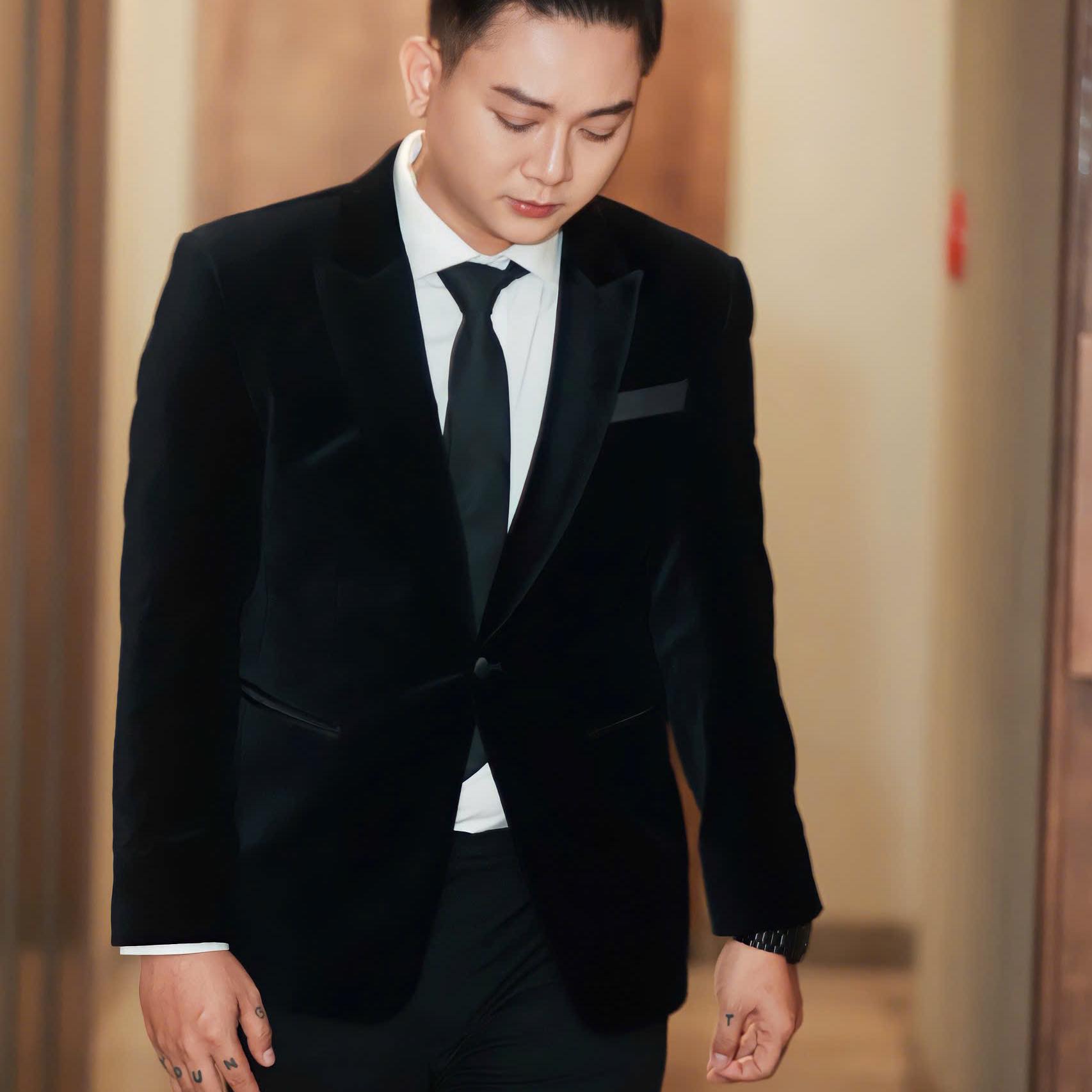 H&ograve;ai L&acirc;m thay đổi diện mạo , từ &ldquo; hiện tượng &rdquo; Vpop đến cuộc sống giản dị 2026 - Ảnh 7.