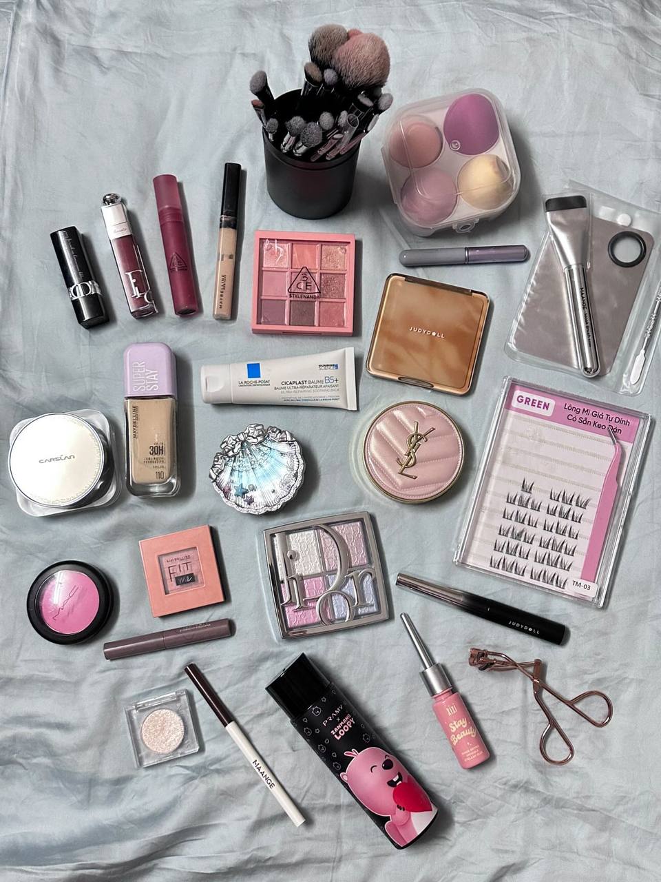 D&acirc;n văn ph&ograve;ng đổ x&ocirc; học makeup c&aacute; nh&acirc;n: Cần thiết hay chỉ l&agrave; tr&agrave;o lưu? - Ảnh 9.