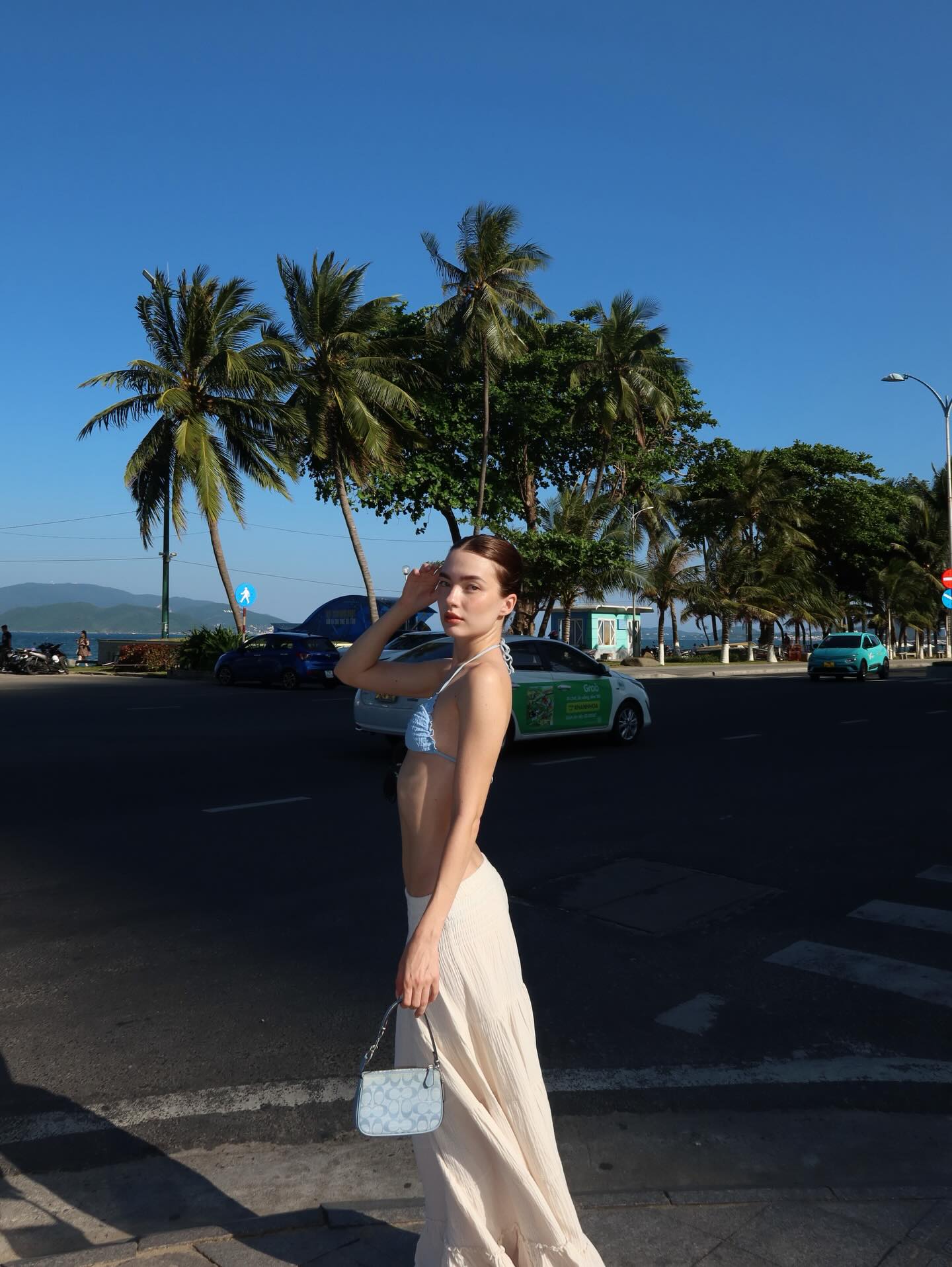 Dàn tiếp viên hàng không và mỹ nhân quốc tế đổ bộ Phú Quốc , Nha Trang hè 2026 - Ảnh 4. Dàn tiếp viên hàng không và mỹ nhân quốc tế đổ bộ Phú Quốc , Nha Trang hè 2026 - Ảnh 4.