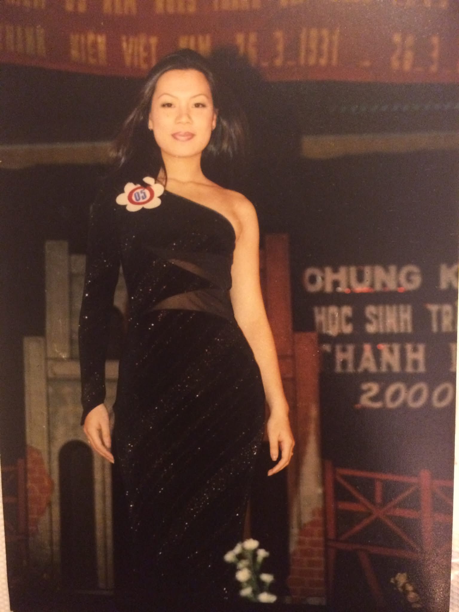 Nhan sắc Nguyễn Hồng Nhung thời trẻ khiến NSND Xu&acirc;n Bắc say đắm suốt nhiều năm - Ảnh 1.