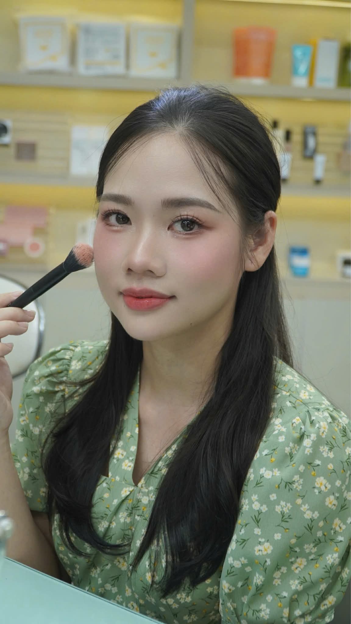 D&acirc;n văn ph&ograve;ng đổ x&ocirc; học makeup c&aacute; nh&acirc;n: Cần thiết hay chỉ l&agrave; tr&agrave;o lưu? - Ảnh 6.