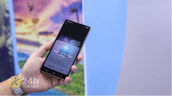 Đánh giá Galaxy S25 Ultra sau 1 năm: Xứng danh siêu phẩm - Ảnh 2. Đánh giá Galaxy S25 Ultra sau 1 năm: Xứng danh siêu phẩm - Ảnh 2.