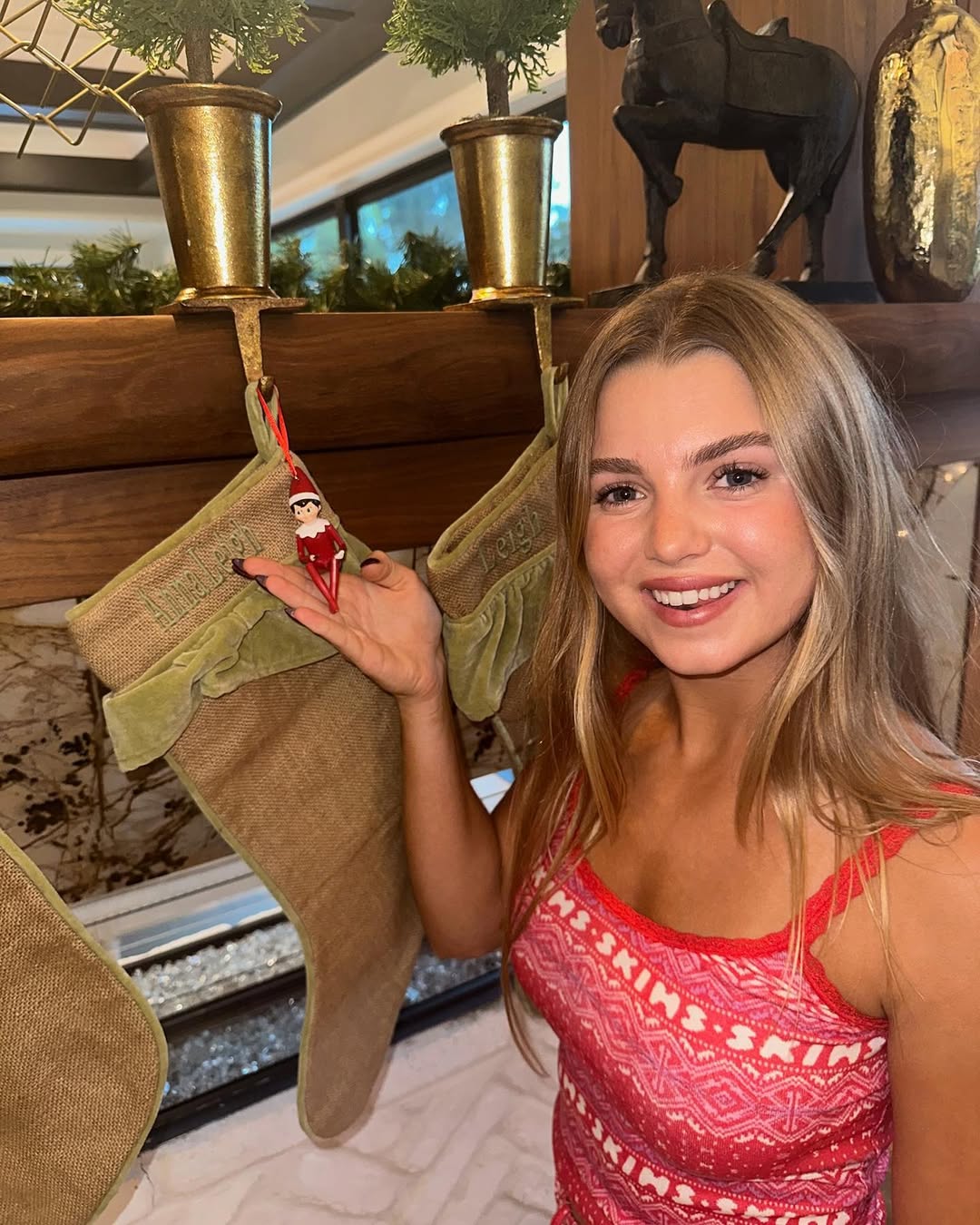 Cặp đ&ocirc;i Nữ ho&agrave;ng pickleball Anna Leigh Waters v&agrave; Anna Bright tỏa s&aacute;ng tại PPA Asia 1000 2026 - Ảnh 4.