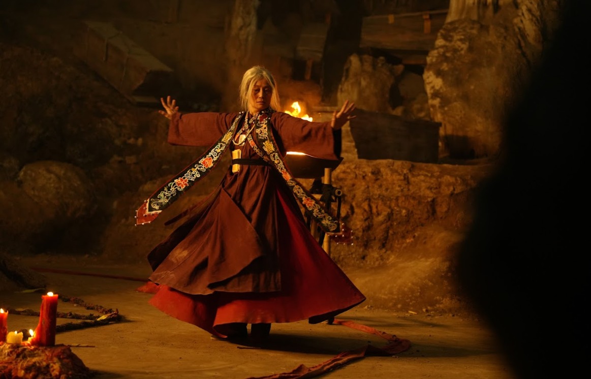 Hậu trường phim Ph&iacute; Ph&ocirc;ng: Qủy M&aacute;u Rừng Thi&ecirc;ng v&agrave; những điều th&uacute; vị kh&ocirc;ng thể bỏ qua - Ảnh 6.