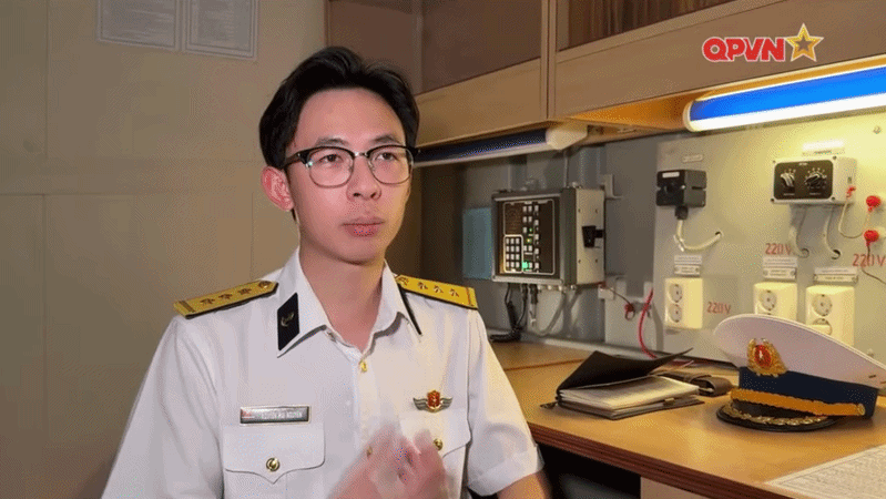 Thượng &uacute;y Nguyễn Mai Nguy&ecirc;n v&agrave; n&eacute;t chữ đẹp: Sự kết hợp ho&agrave;n hảo giữa qu&acirc;n nh&acirc;n v&agrave; nghệ thuật - Ảnh 1.