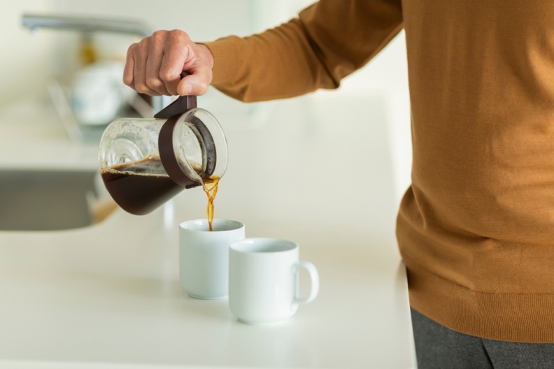 Uống nước cũng c&oacute; thể giảm c&acirc;n: 