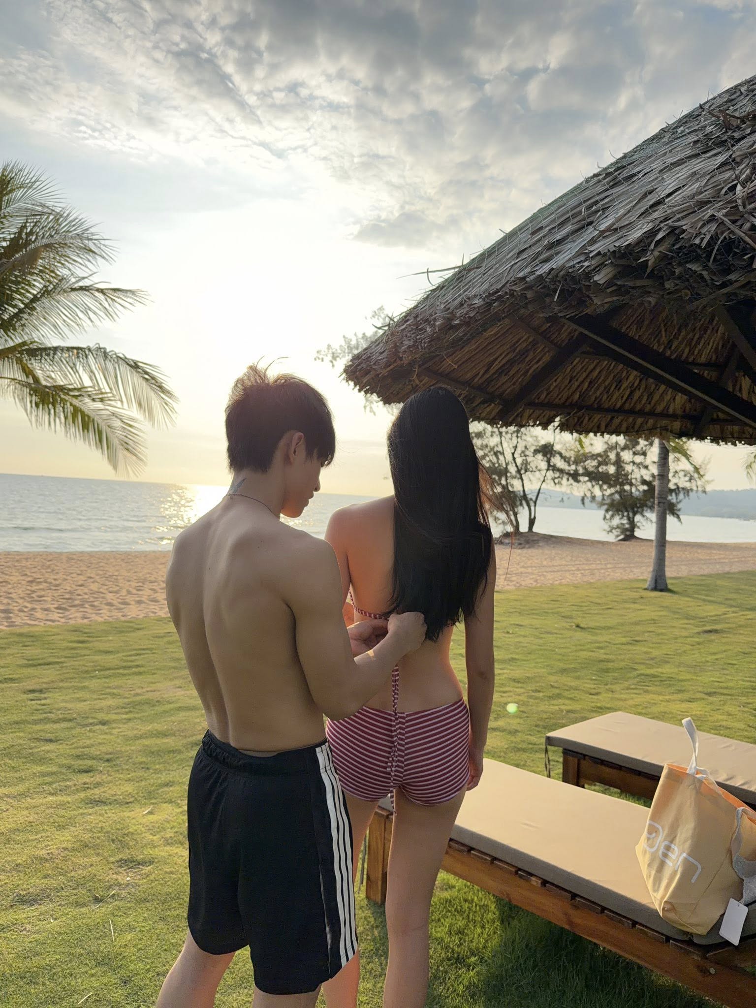 Hậu trường cuộc đua bikini m&ugrave;a h&egrave; 2026: Mỹ nh&acirc;n Vbiz khoe body n&oacute;ng bỏng - Ảnh 12.