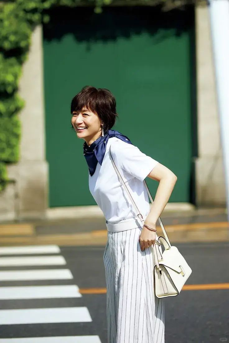 Chị g&aacute;i t&ocirc;i, 50 tuổi, ly h&ocirc;n sau 30 năm h&ocirc;n nh&acirc;n: Khi c&oacute; tiền ri&ecirc;ng, phụ nữ mới d&aacute;m chọn cuộc đời m&igrave;nh - Ảnh 4.