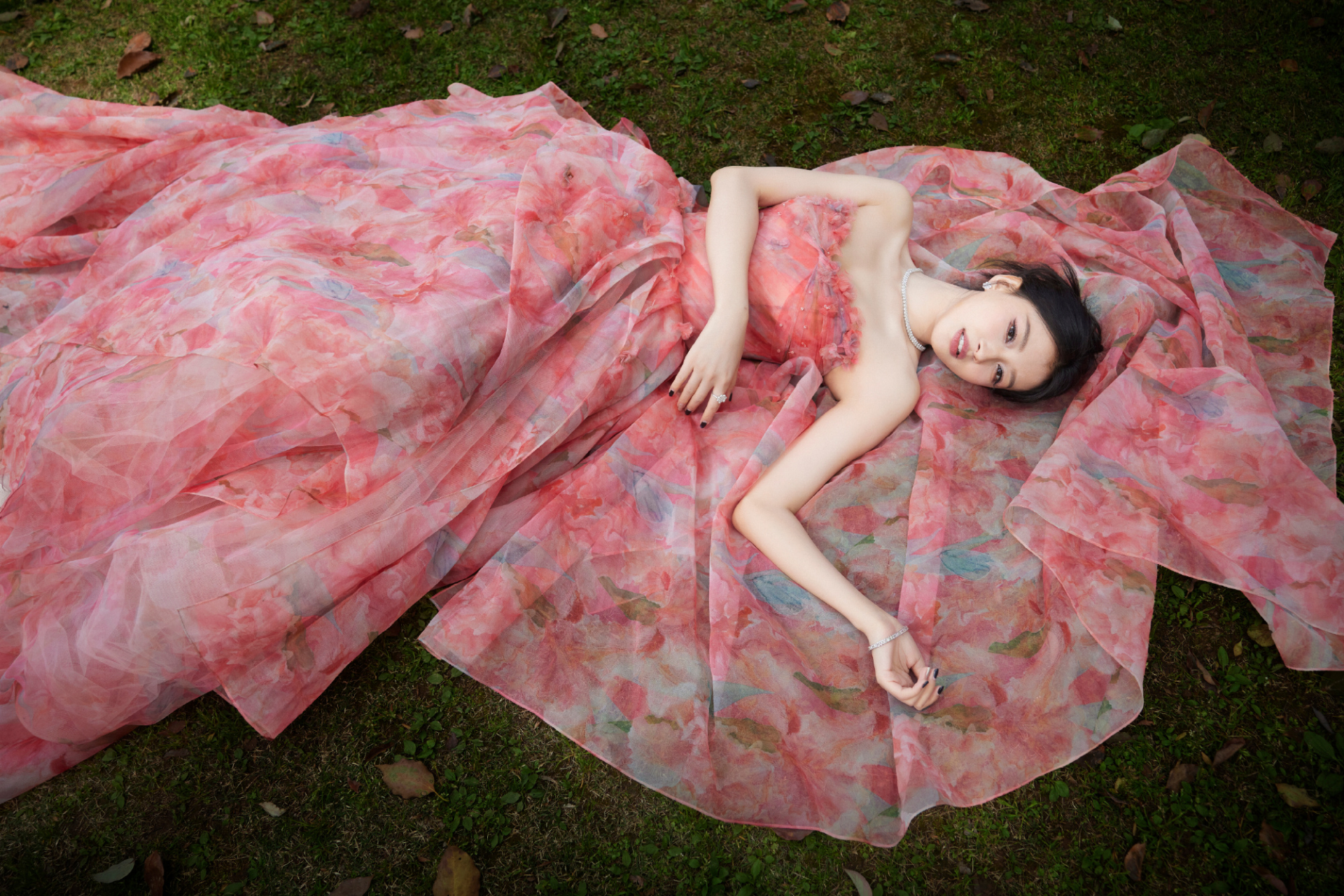 T&ocirc;n Di: Mỹ nh&acirc;n đẹp nhất Tỷ Tỷ 2026 v&agrave; cuộc sống đầy biến động t&igrave;nh cảm - Ảnh 12.