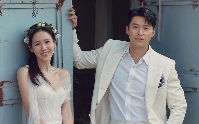 Son Ye Jin khoe làn da sáng khỏe, tươi tắn