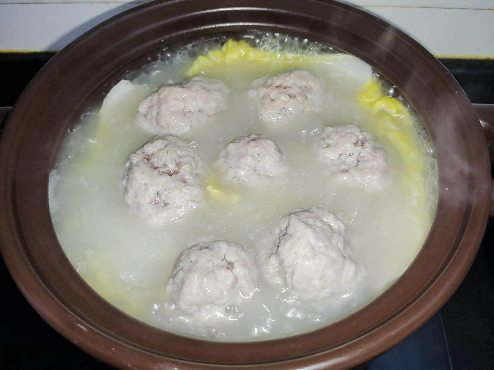 Một món canh hoàn hảo cho bữa cơm nhà: Cách nấu dễ, nguyên liệu rẻ, nước dùng ngọt ngon đậm đà đưa cơm vô cùng - Ảnh 4.