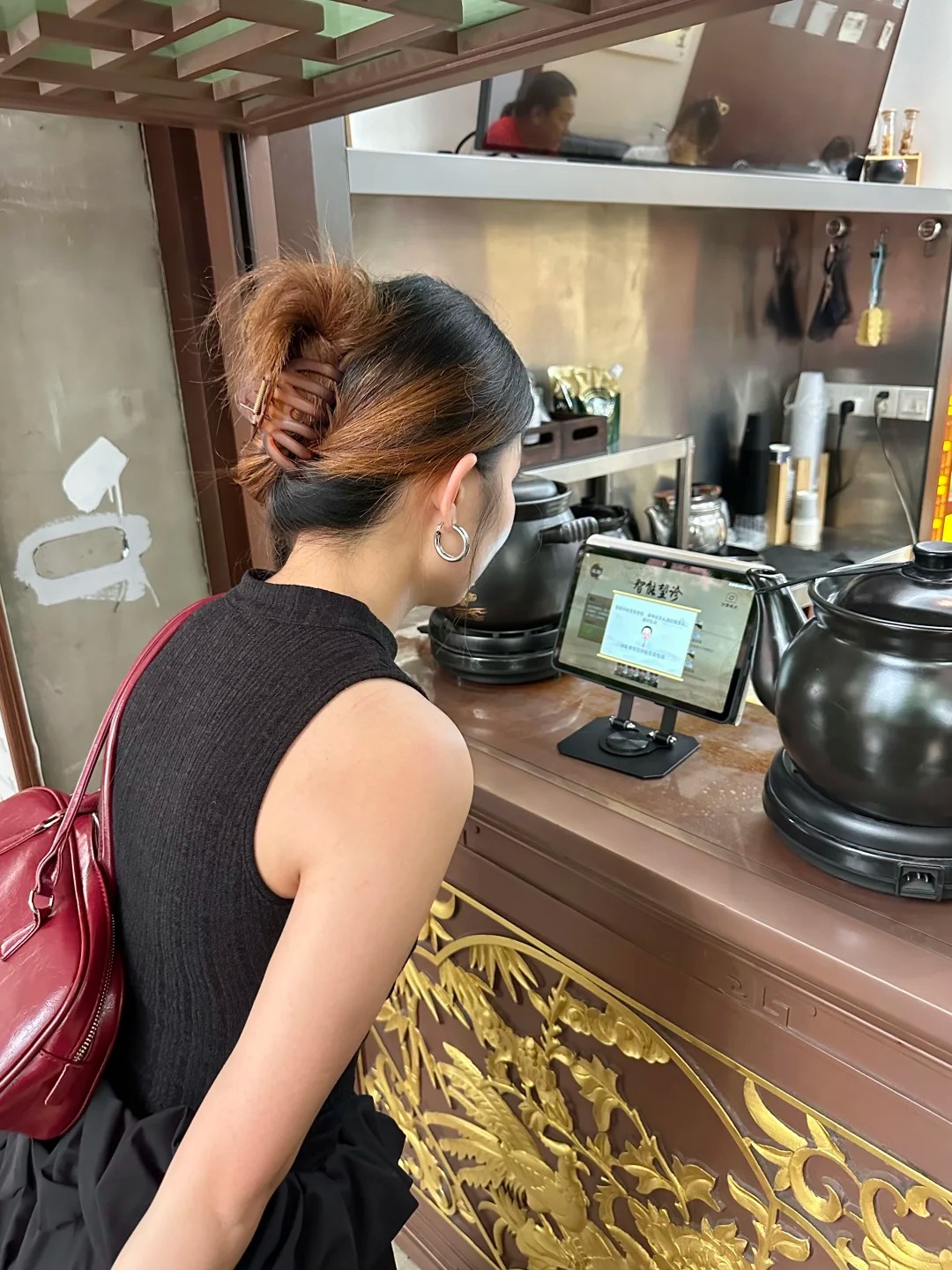 Giới trẻ Trung Quốc chọn vị đắng Thay vì ngọt ngào để sống khỏe mạnh - Ảnh 7. Giới trẻ Trung Quốc chọn vị đắng Thay vì ngọt ngào để sống khỏe mạnh - Ảnh 7.