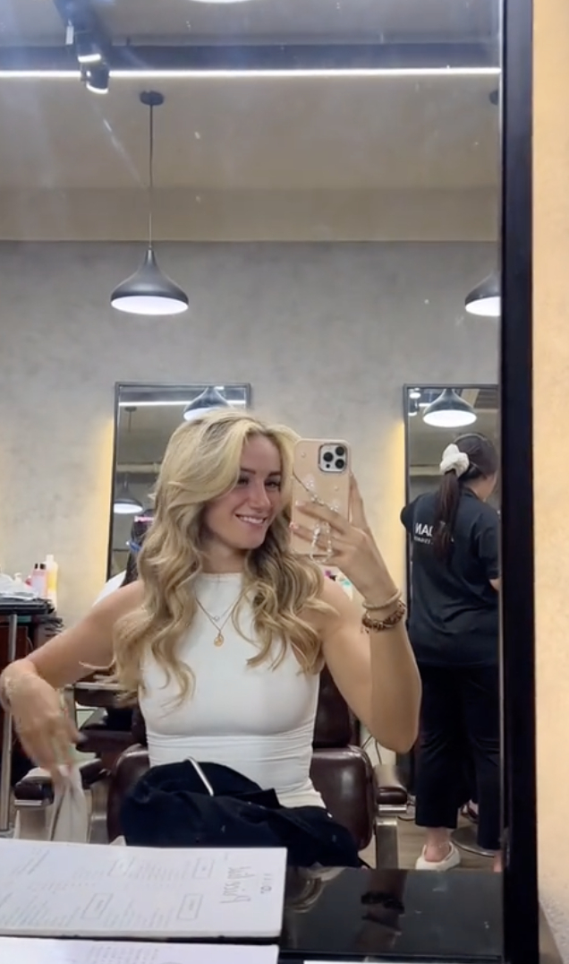 Dịch vụ gội đầu 60 ph&uacute;t ở Việt Nam: Trải nghiệm &ldquo; sướng như vua ch&uacute;a &rdquo; kh&ocirc;ng thể bỏ lỡ - Ảnh 2.