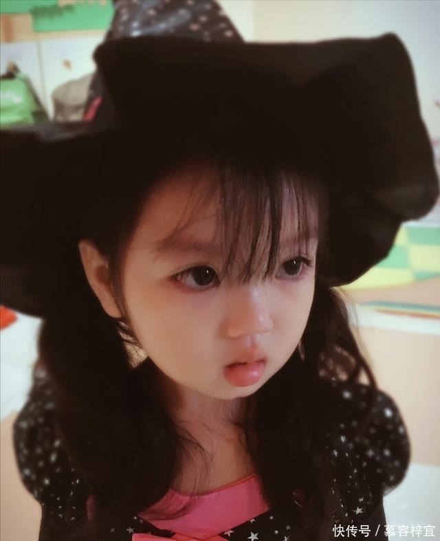 Hậu trường Bố Ơi M&igrave;nh Đi Đ&acirc;u Thế: Cuộc sống của Th&ocirc;i Nh&atilde; H&agrave;m v&agrave; h&agrave;nh tr&igrave;nh trở th&agrave;nh sao nh&iacute; - Ảnh 4.