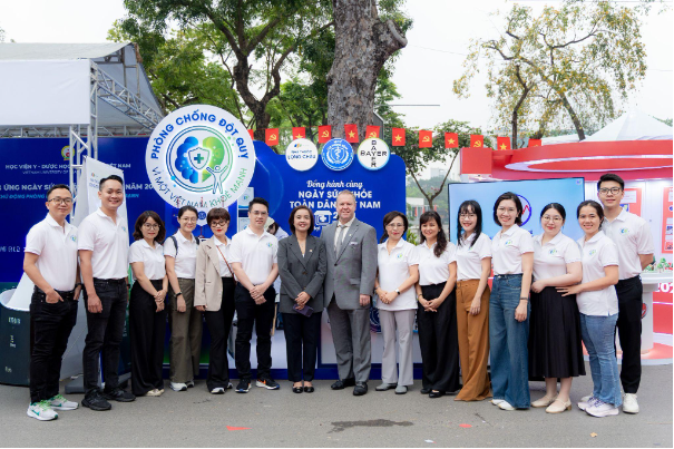 Long Ch&acirc;u s&aacute;t c&aacute;nh Bộ Y tế c&ugrave;ng h&agrave;ng triệu người d&acirc;n trong chiến lược chủ động ph&ograve;ng đột quỵ, v&igrave; một Việt Nam khỏe mạnh - Ảnh 5.