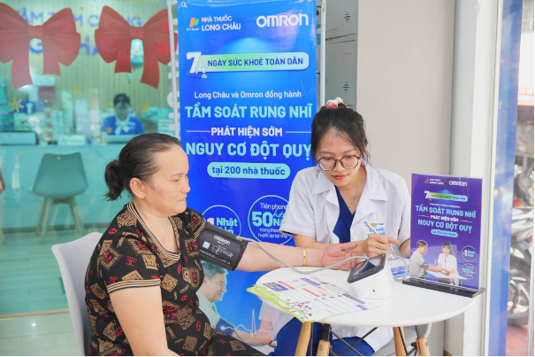 Long Ch&acirc;u s&aacute;t c&aacute;nh Bộ Y tế c&ugrave;ng h&agrave;ng triệu người d&acirc;n trong chiến lược chủ động ph&ograve;ng đột quỵ, v&igrave; một Việt Nam khỏe mạnh - Ảnh 7.