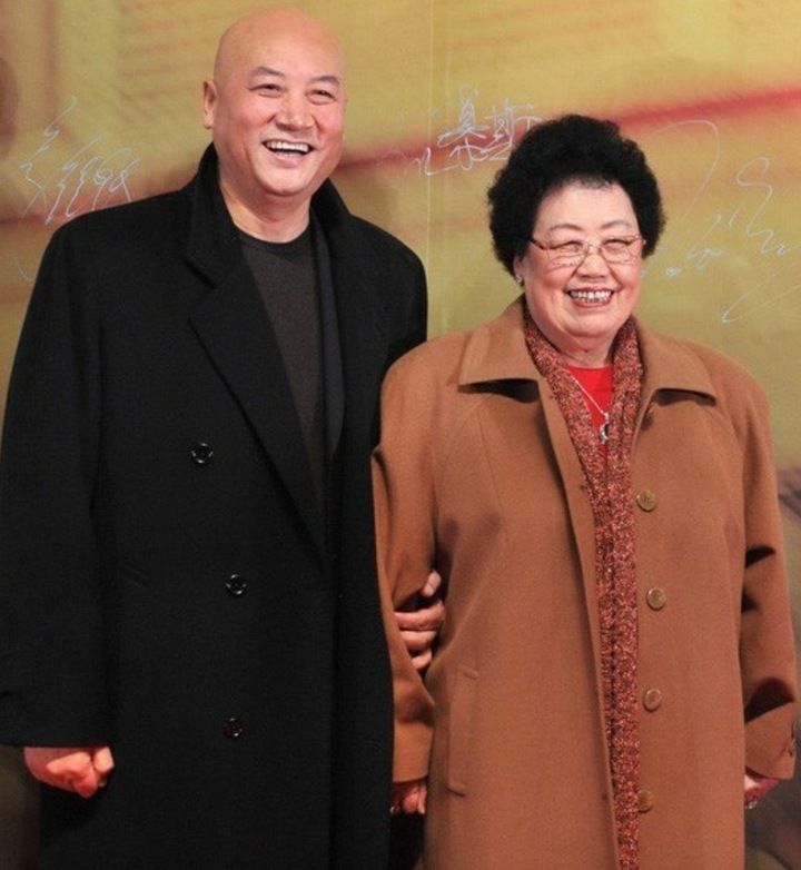 H&ocirc;n nh&acirc;n vi&ecirc;n m&atilde;n 3 thập kỷ của Tr&igrave; Trọng thụy v&agrave; b&agrave; x&atilde; tỷ ph&uacute; Trần Lệ Hoa - Ảnh 4.