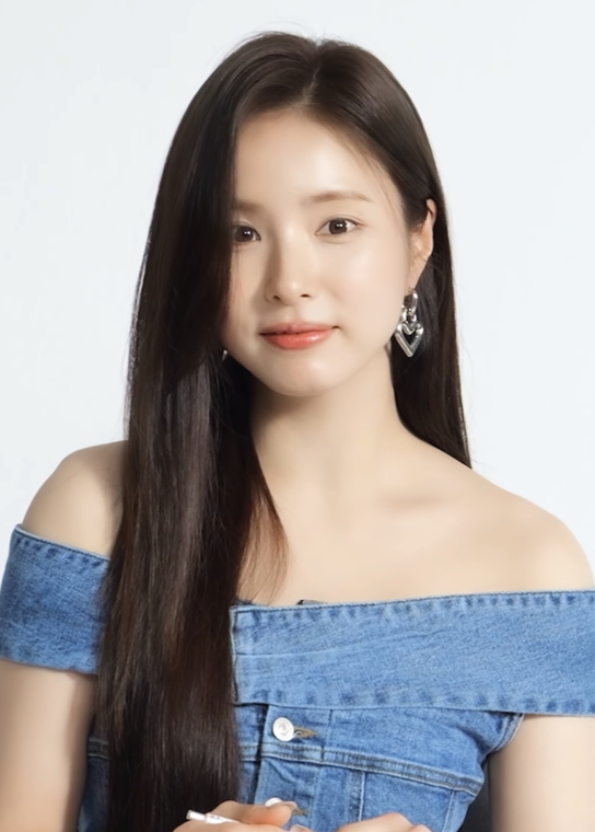 Shin Se Kyung hẹn h&ograve; Jin BTS: C&acirc;u chuyện t&igrave;nh g&acirc;y sốt mạng x&atilde; hội 2026 - Ảnh 6.