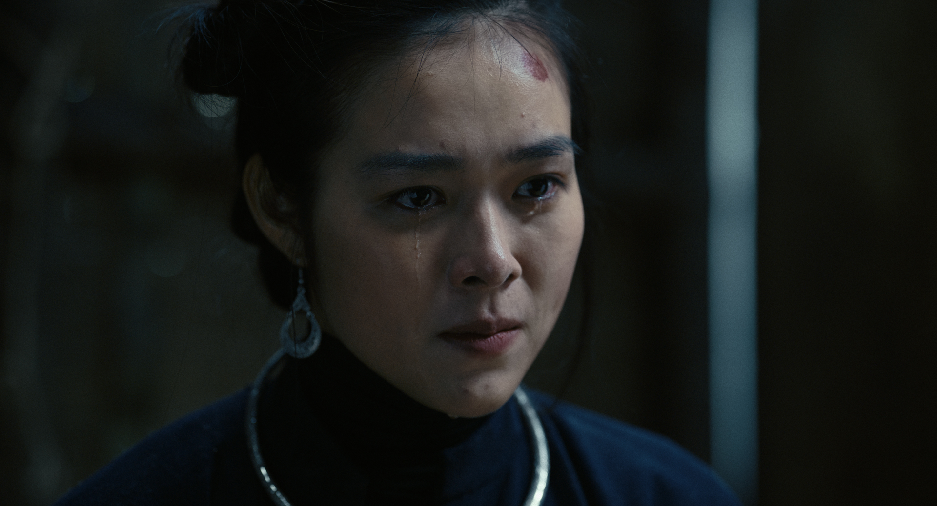 Hậu trường phim Ph&iacute; Ph&ocirc;ng: Qủy M&aacute;u Rừng Thi&ecirc;ng v&agrave; những điều th&uacute; vị kh&ocirc;ng thể bỏ qua - Ảnh 8.