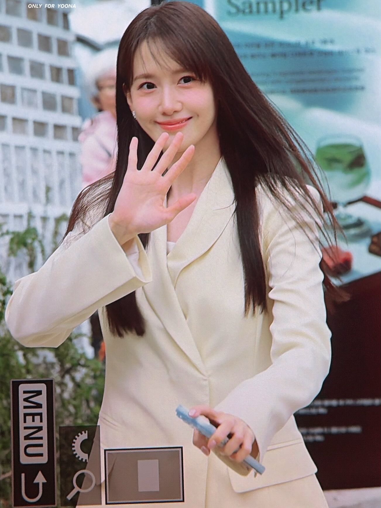 5 gi&acirc;y kh&oacute; tin của Yoona- Ảnh 3.