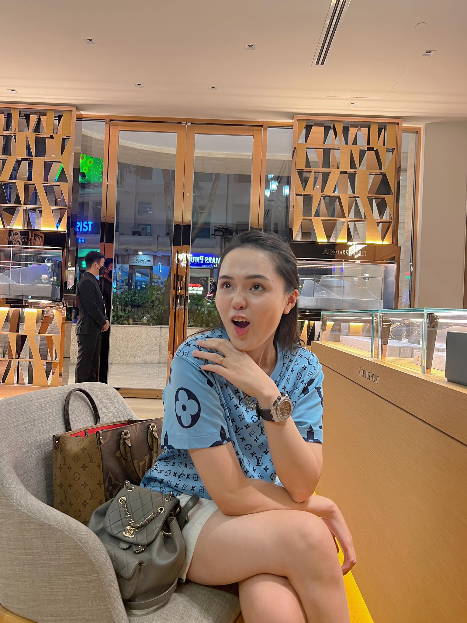 Duy Mạnh mất đồng hồ hơn 1 tỷ đồng v&agrave; h&agrave;nh tr&igrave;nh t&igrave;m lại t&agrave;i sản q&uacute;y gi&aacute; - Ảnh 5.