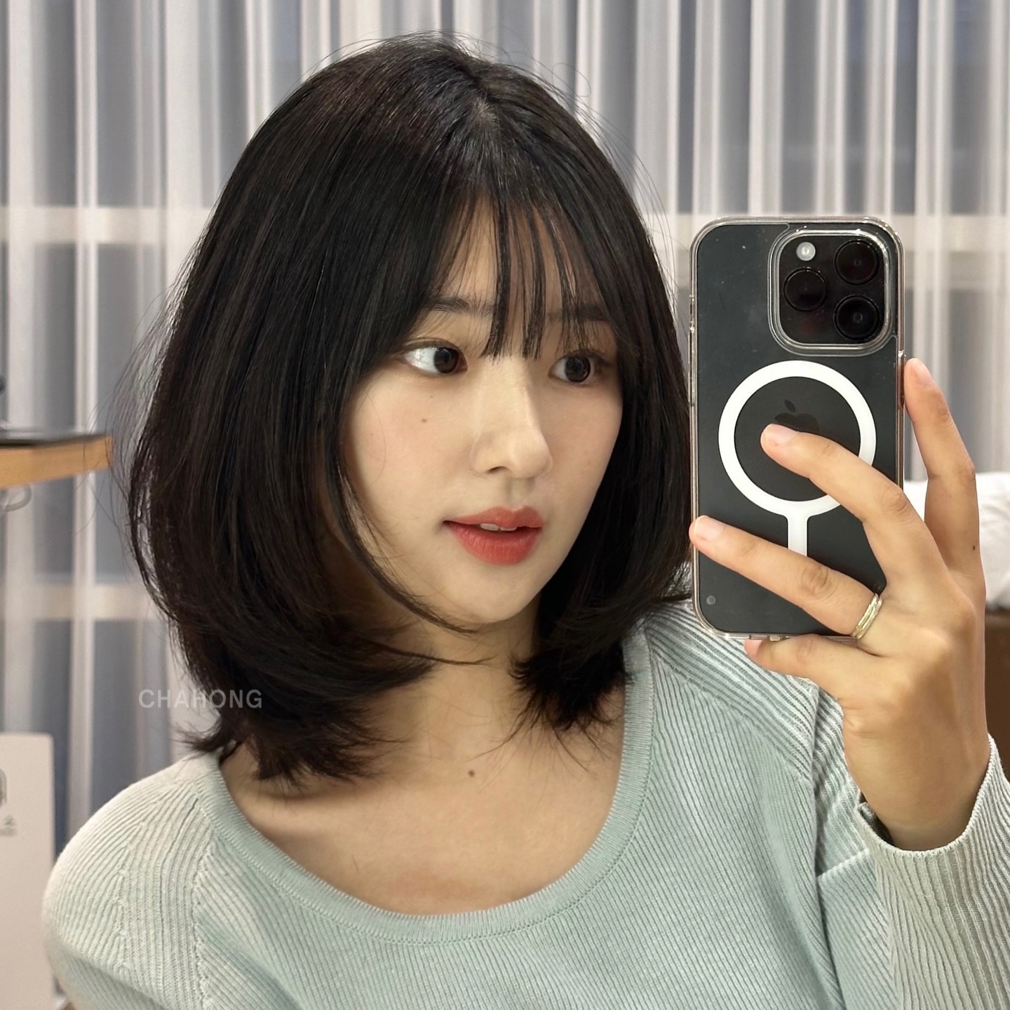 4 Kiểu tóc ngắn dễ áp dụng cho mọi khuôn mặt trong năm 2026 - Ảnh 5. 4 Kiểu tóc ngắn dễ áp dụng cho mọi khuôn mặt trong năm 2026 - Ảnh 5.