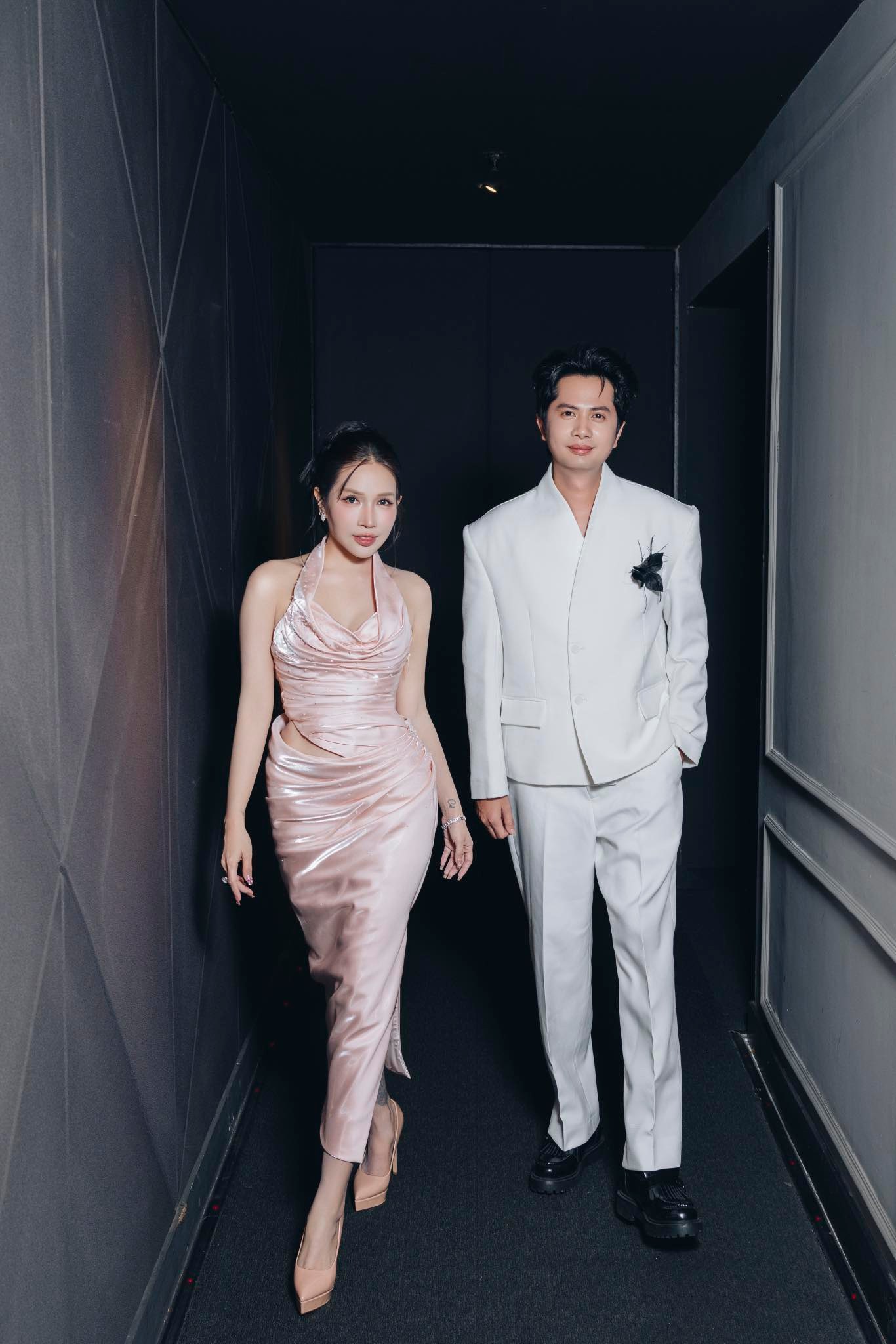 Huỳnh Phương v&agrave; Khả Như c&ocirc;ng khai t&igrave;nh cảm: H&agrave;nh tr&igrave;nh 4 năm hẹn h&ograve; đầy b&iacute; mật - Ảnh 4.