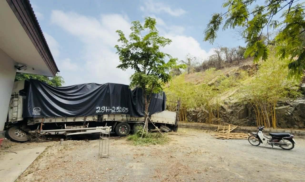 Tai nạn xe tải tại L&acirc;m Đồng khiến 3 người tử vong , điều tra nguy&ecirc;n nh&acirc;n vụ việc - Ảnh 2.