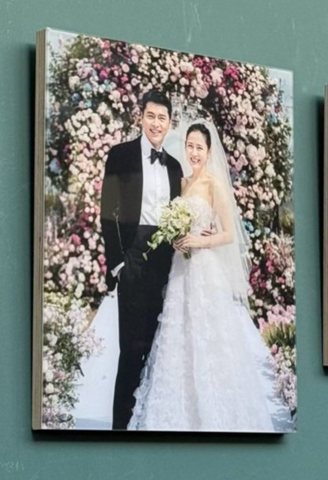 H&igrave;nh cưới son Ye jin - Hyun Bin chưa từng c&ocirc;ng bố: Tuyệt đẹp như cổ t&iacute;ch - Ảnh 2.