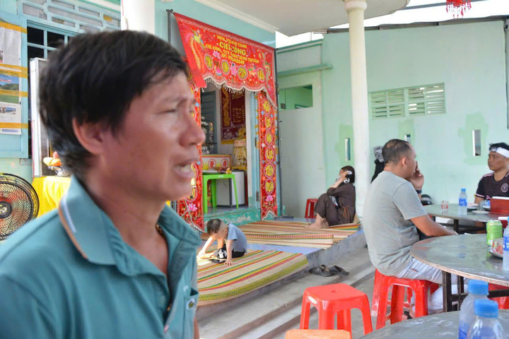 Xe kh&aacute;ch lao xuống vực ở L&acirc;m Đồng: Nỗi đau gia đ&igrave;nh mất hai con trai - Ảnh 1.