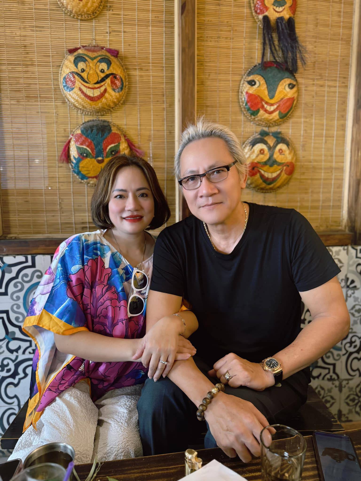 Cuộc sống h&ocirc;n nh&acirc;n của NSƯT Ho&agrave;ng Hải: T&igrave;nh y&ecirc;u bền chặt sau 20 năm - Ảnh 1.