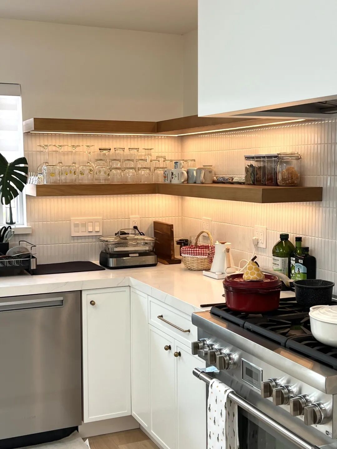 10 thiết kế bếp th&ocirc;ng minh gi&uacute;p giảm một nửa thời gian nấu nướng: Nhỏ th&ocirc;i nhưng d&ugrave;ng rồi kh&oacute; bỏ - Ảnh 8.