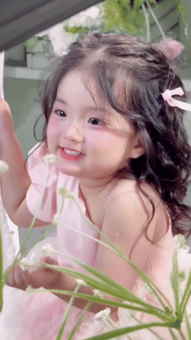 Lisa nhà Khánh Thi - Phan Hiển xinh búp bê nhưng không thích dancesport - Ảnh 1. Lisa nhà Khánh Thi - Phan Hiển xinh búp bê nhưng không thích dancesport - Ảnh 1.