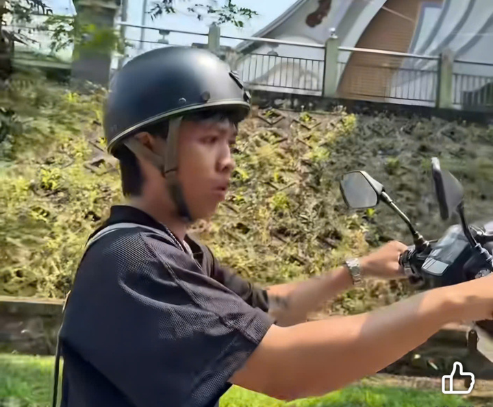 C&ocirc;ng an x&atilde; A Lưới sản xuất clip tuy&ecirc;n truyền luật giao th&ocirc;ng như phim điện ảnh - Ảnh 3.