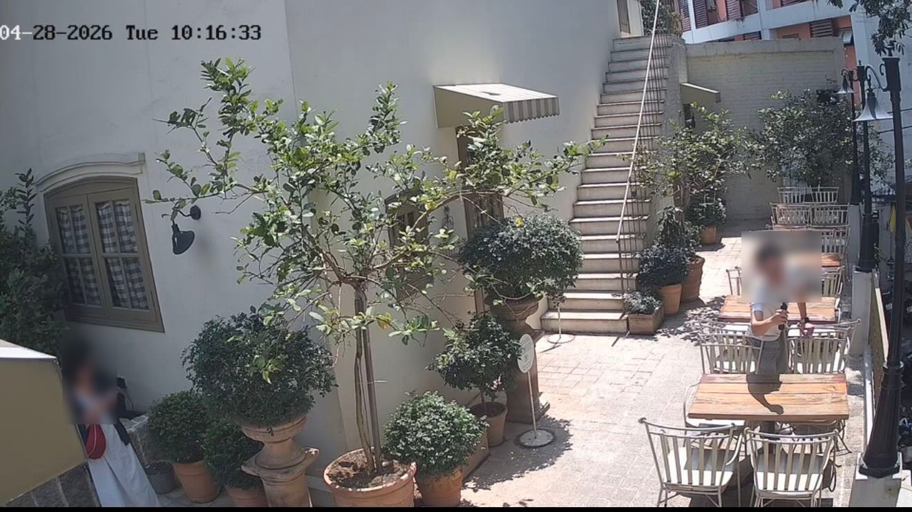 Chủ qu&aacute;n cafe H&agrave; Nội tố ekip thời trang x&acirc;m phạm quyền ri&ecirc;ng tư tại homestay - Ảnh 3.