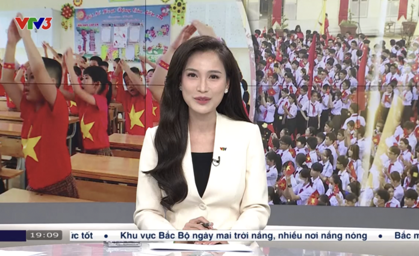 Cuộc sống k&iacute;n tiếng của BTV Ho&agrave;ng Linh Thủy - Thủ khoa ĐH Ngọai thương - Ảnh 1.
