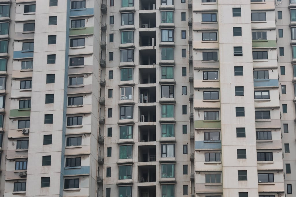 B&eacute; trai 4 tuổi ng&atilde; từ tầng 11 chung cư: C&acirc;u chuyện cảm động về t&igrave;nh y&ecirc;u cha mẹ - Ảnh 2.