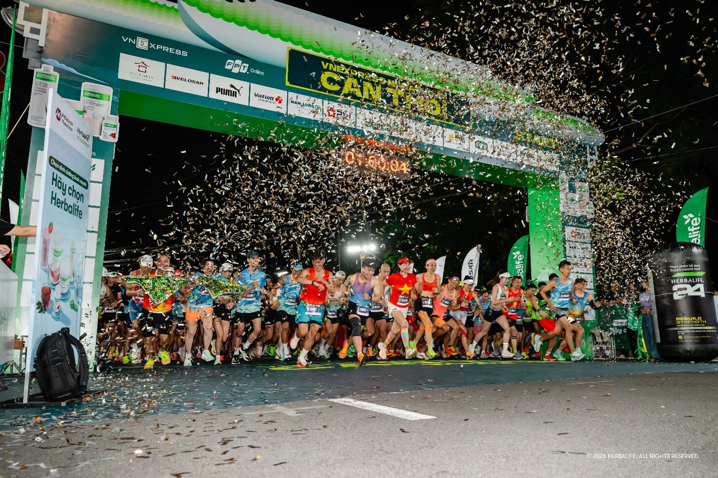 Herbalife Việt Nam tiếp tục đồng h&agrave;nh c&ugrave;ng Giải chạy VnExpress Marathon tại Th&agrave;nh phố Cần Thơ nhằm khuyến kh&iacute;ch lối sống năng động v&agrave; l&agrave;nh mạnh- Ảnh 1.