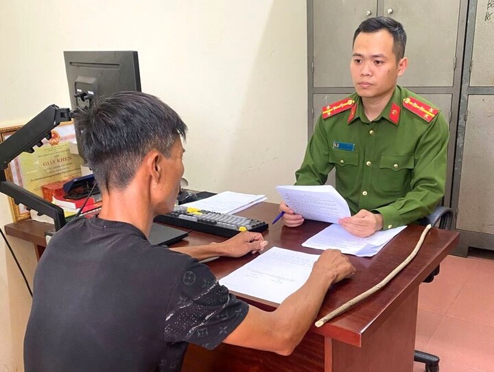 H&igrave;nh ảnh ch&aacute;u b&eacute; bị bạo h&agrave;nh g&acirc;y phẫn nộ , C&ocirc;ng an v&agrave;o cuộc x&aacute;c minh 2026 - Ảnh 2.