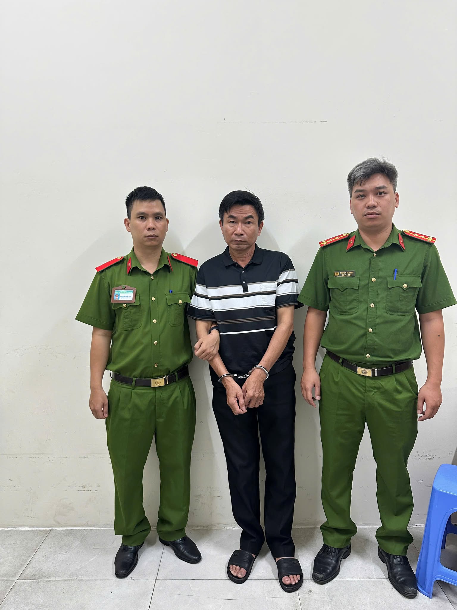 Nguyễn Duy Tấn đánh nam shipper ở TP . HCM vì từ chối cắt lông chó - Ảnh 1. Nguyễn Duy Tấn đánh nam shipper ở TP . HCM vì từ chối cắt lông chó - Ảnh 1.
