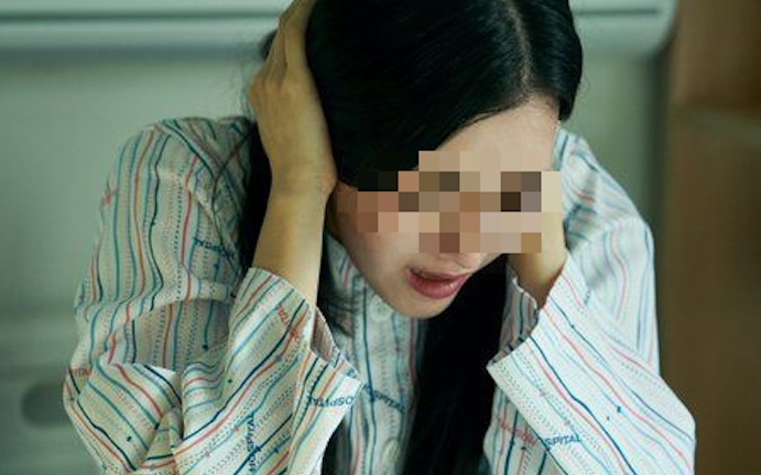Thiếu nữ 14 tuổi c&oacute; buồng trứng gi&agrave; như b&agrave; cụ 75, b&aacute;c sĩ: Ăn thế n&agrave;y kh&ocirc;ng bệnh mới lạ! - Ảnh 2.