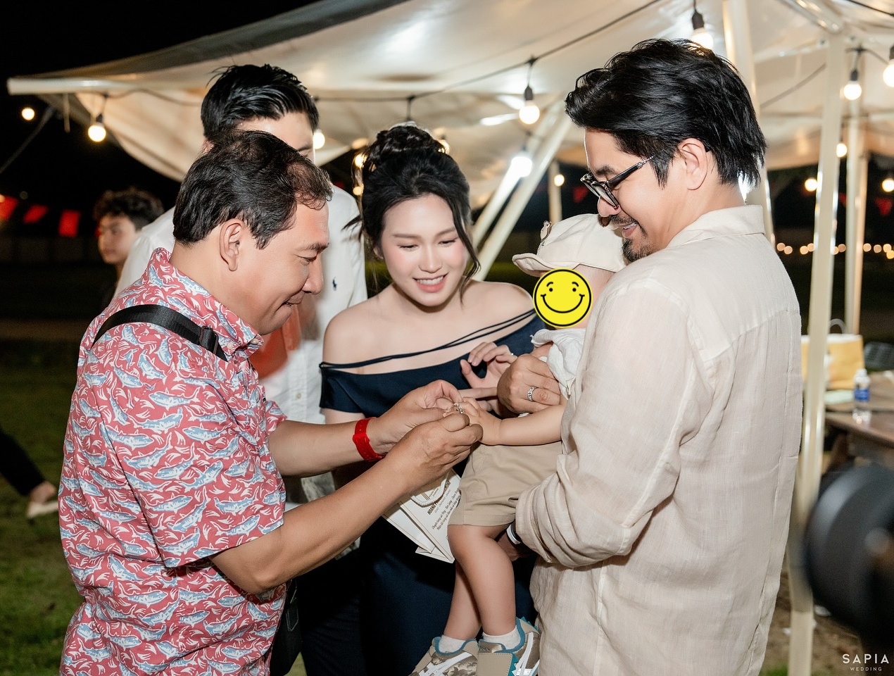 Mẹ Do&atilde;n Hải My trẻ đẹp , bố vợ Đo&agrave;n Văn Hậu lặng lẽ trong b&oacute;ng tối năm 2026 - Ảnh 6.