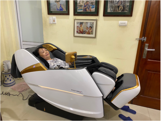 V&igrave; sao ghế massage ng&agrave;y c&agrave;ng xuất hiện trong nhiều gia đ&igrave;nh Việt - Ảnh 2.