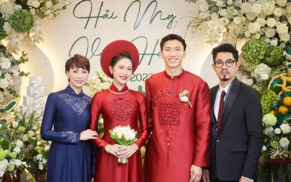 Mẹ Do&atilde;n Hải My trẻ đẹp , bố vợ Đo&agrave;n Văn Hậu lặng lẽ trong b&oacute;ng tối năm 2026 - Ảnh 11.