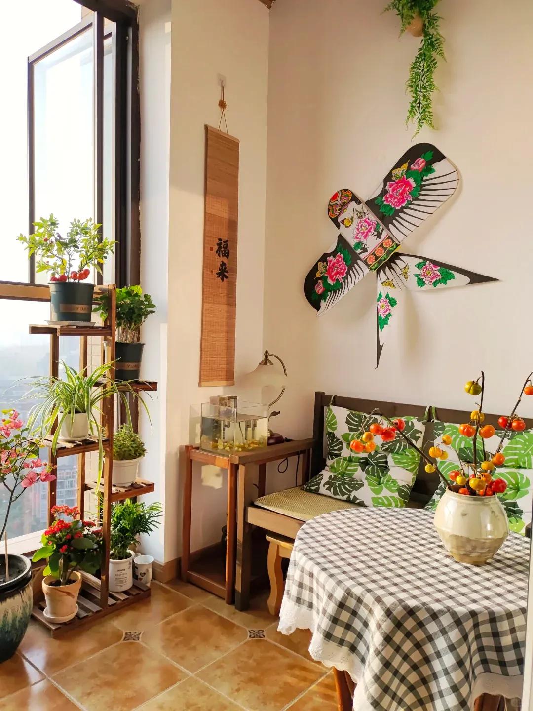 C&ocirc; g&aacute;i trẻ chi 14 triệu đồng cải tạo ban c&ocirc;ng 6m&sup2; th&agrave;nh &ldquo;khu vườn tr&ecirc;n cao&rdquo;: Nh&igrave;n xong chỉ muốn về nh&agrave; l&agrave;m lại ngay - Ảnh 5.