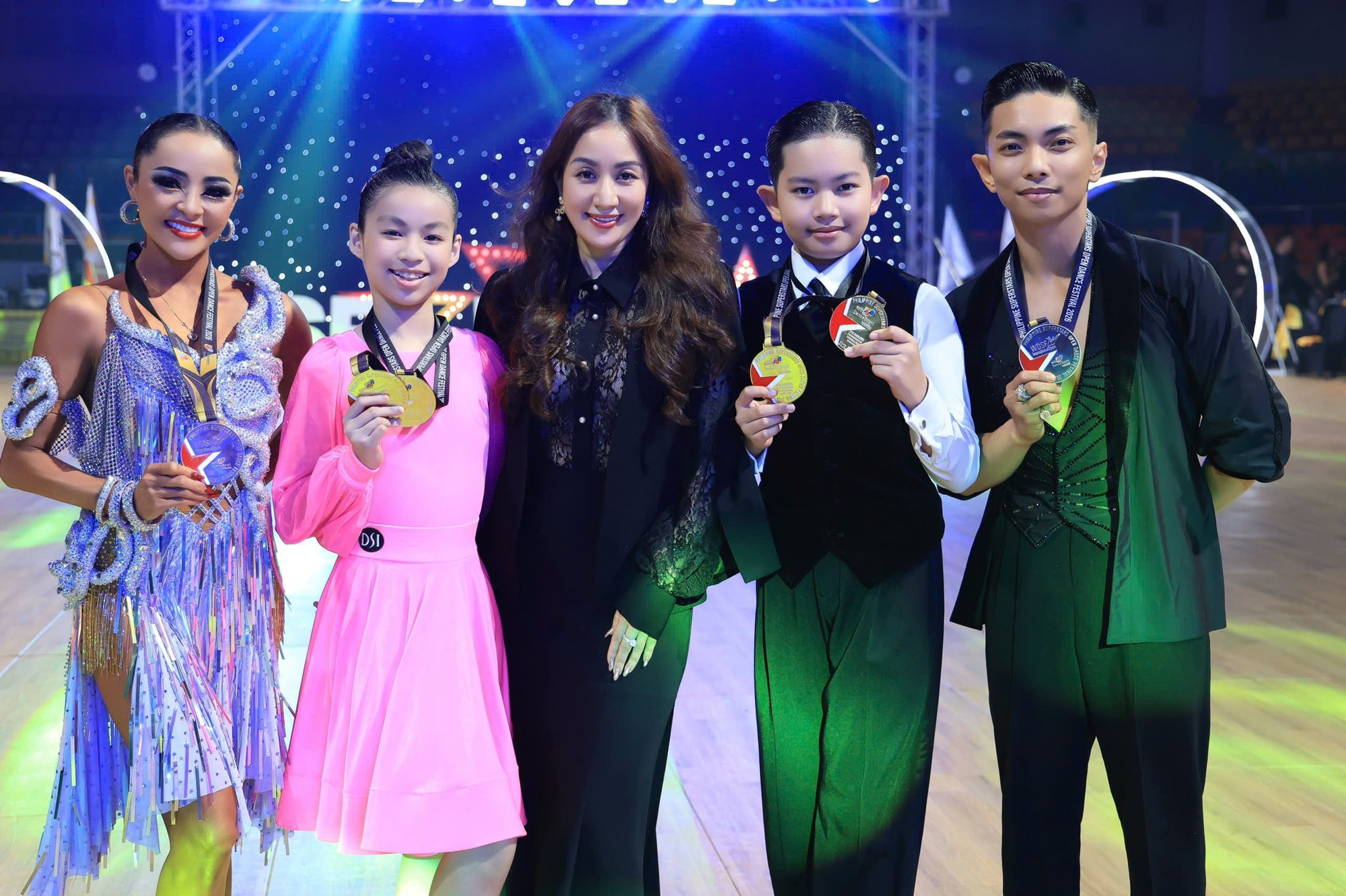 Kh&aacute;nh Thi v&agrave; Phan Hiển tự h&agrave;o về con trai Kubi - tương lai dancesport tỏa s&aacute;ng - Ảnh 2.